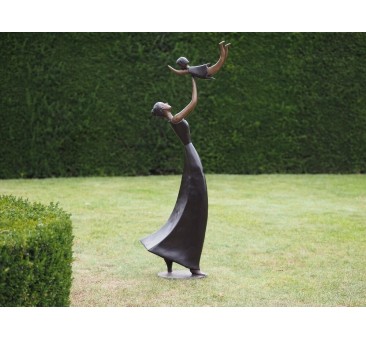 Sodo skulptūra, 150x60x32cm