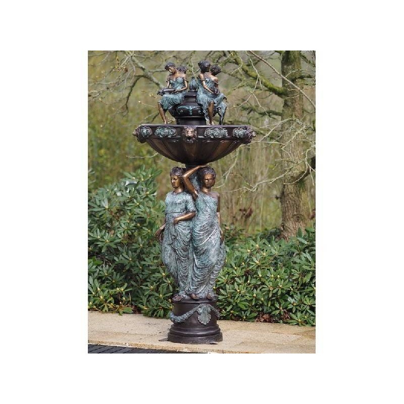 Sodo skulptūra Fontanas su 3 moterimis, 185x75x75