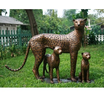 Sodo skulptūra Gepardų šeima, 109x69x163