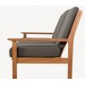 Dvivietė poilsio sofa su pagalvėlėmis