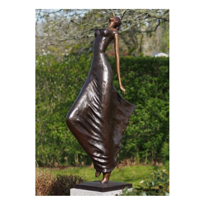 Sodo skulptūra Moteris šoka 160x35x65 cm