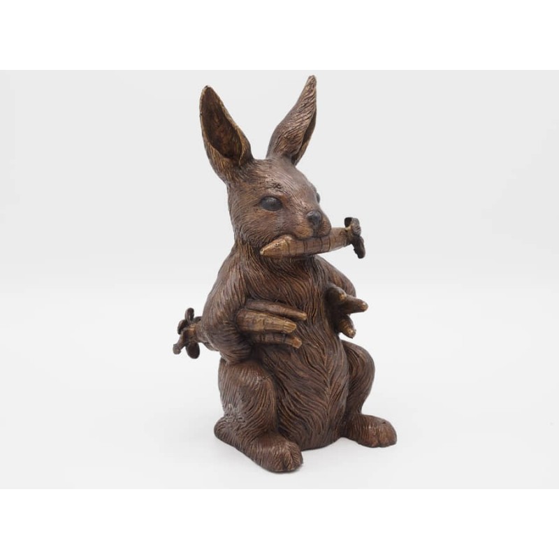 Sodo skulptūra Triušis su morkom 13x12x25 cm