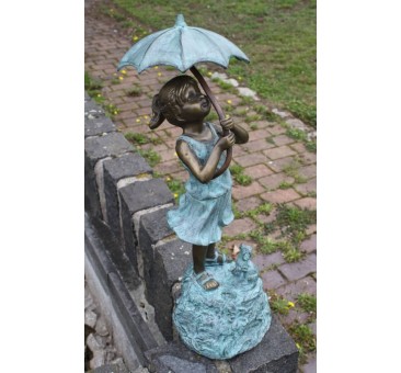 Sodo skulptūra Mergaitė su skėčiu 20x18x50cm