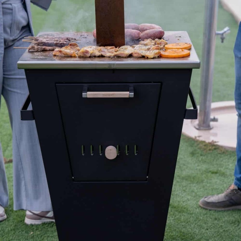 Malkinė kepsninė su kaminu BBQ PRODIGY OVENEAT