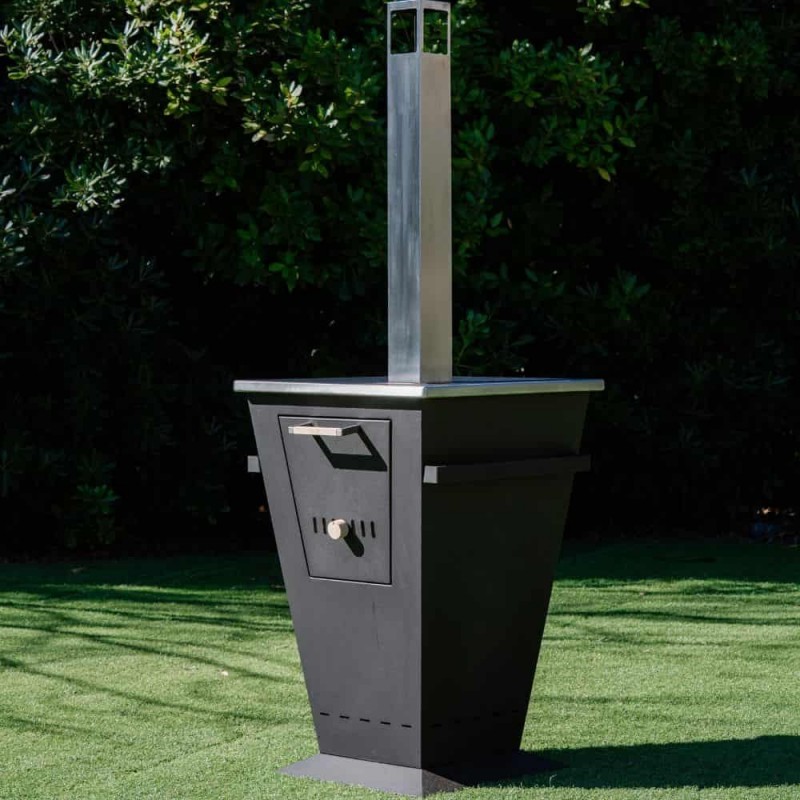 Malkinė kepsninė su kaminu BBQ PRODIGY OVENEAT