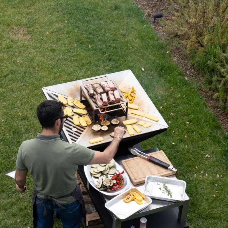 Malkinė kepsninė BBQ COMBO OVENEAT su malkų laikymo vieta